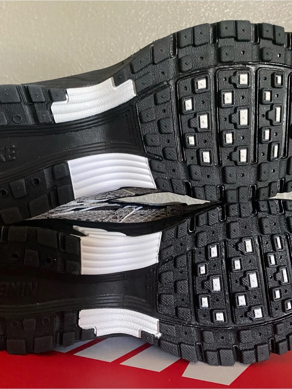 New SPECIAL EDITION Nike P-6000 Snakeskin